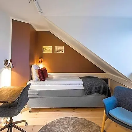 Sidesporet Hotell 3*
