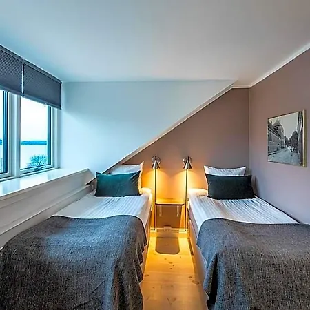 Sidesporet 3* Holbæk