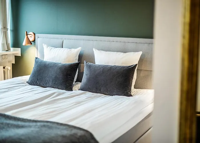 希德斯博安酒店 3*